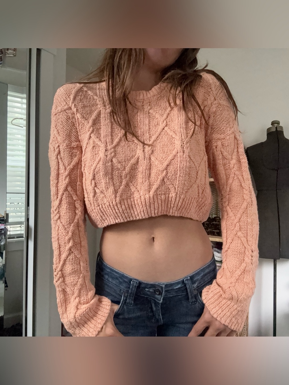 Urban Outfitters Peach Cable Knit Cropped Sweater NWT Small 100% Cotton